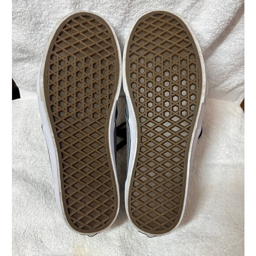 Vans Youth 6 Off The Wall Skateboard Lace Up Sneaker Gray - Picture 8 of 8
